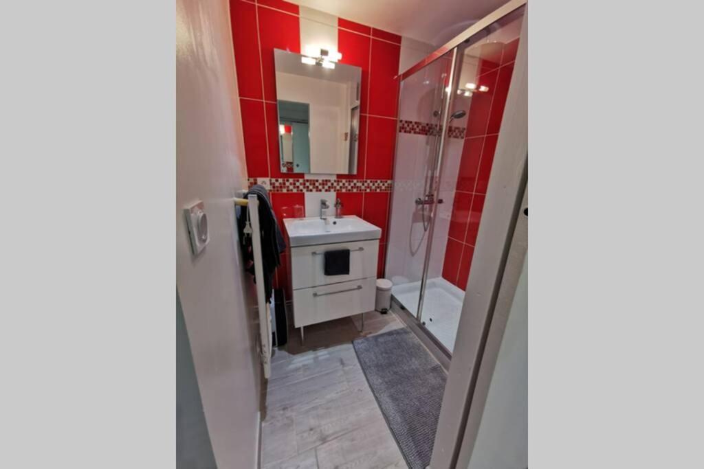 Appartement F2 Cosy Proche De L'Hyper Centre Caen Exterior photo